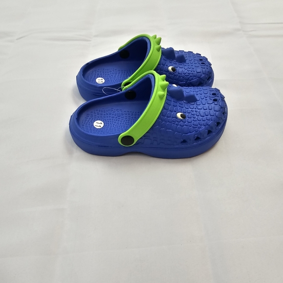 NWT, Toddler Dinosaur Clogs Shoes Blue Kid Sizes 8-11.5 - Picture 4 of 11